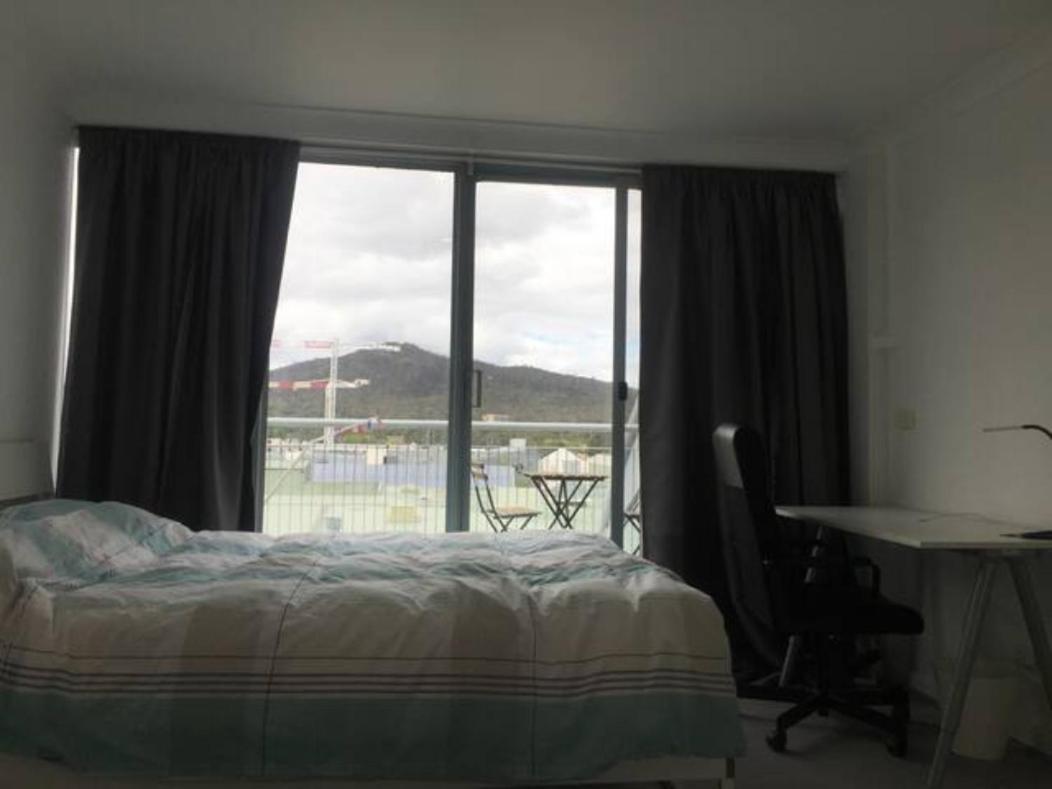 Dana-Cozy Private Room In Shared Central Apt-Rm 2 Canberra Exterior photo
